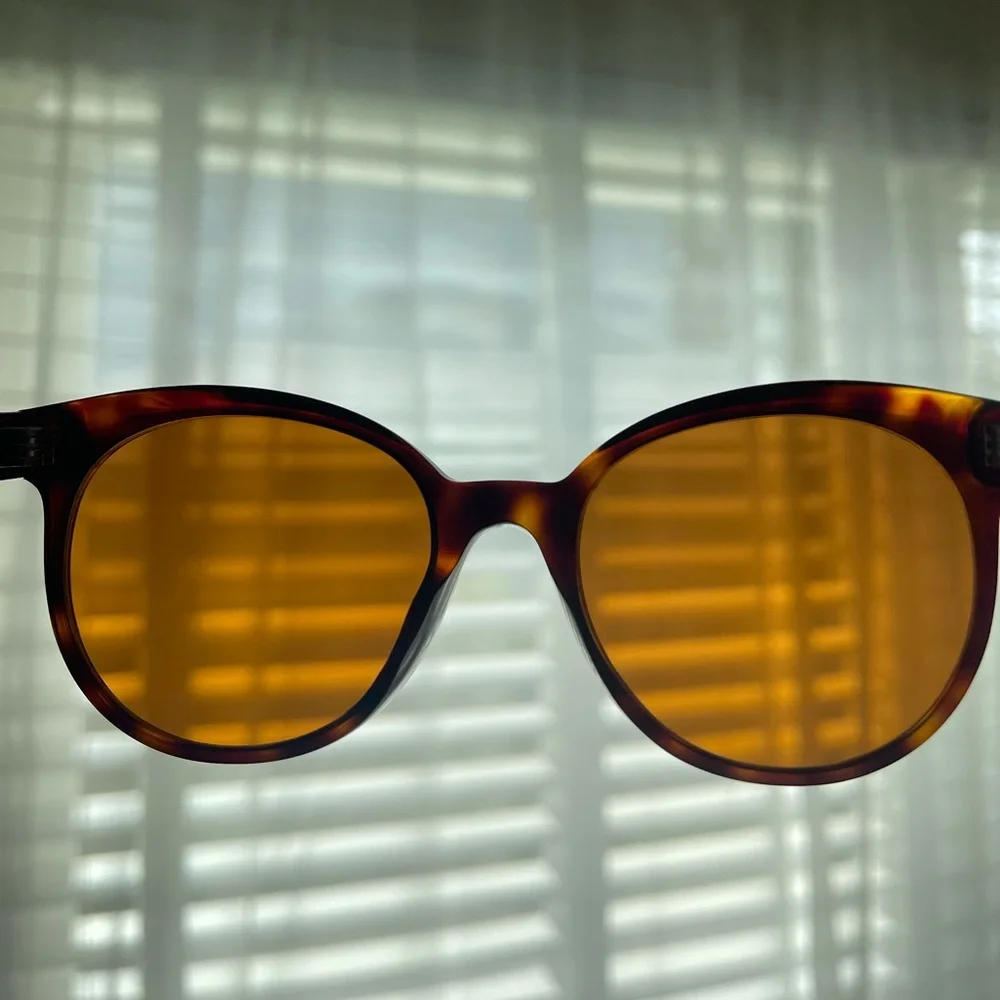 Chanel Sunglasses tortoise brown CC logo cat eye butterfly crest glasses + case